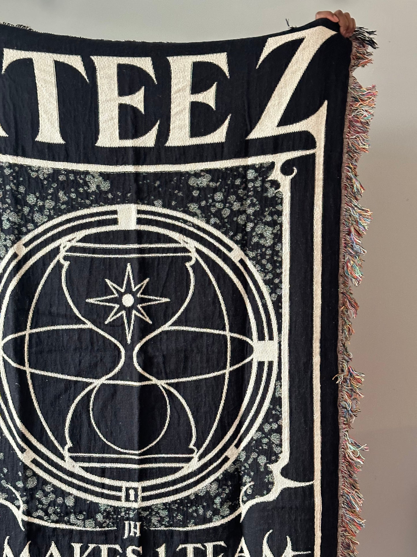 Ateez Hourglass Woven Blanket *PRE-ORDER*