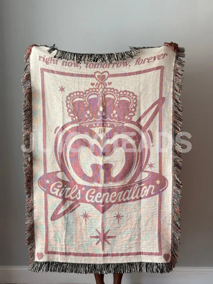 Girls Generation Woven Blanket *Pre-Order* Pink 37” X 52’ (Size 1) Blankets