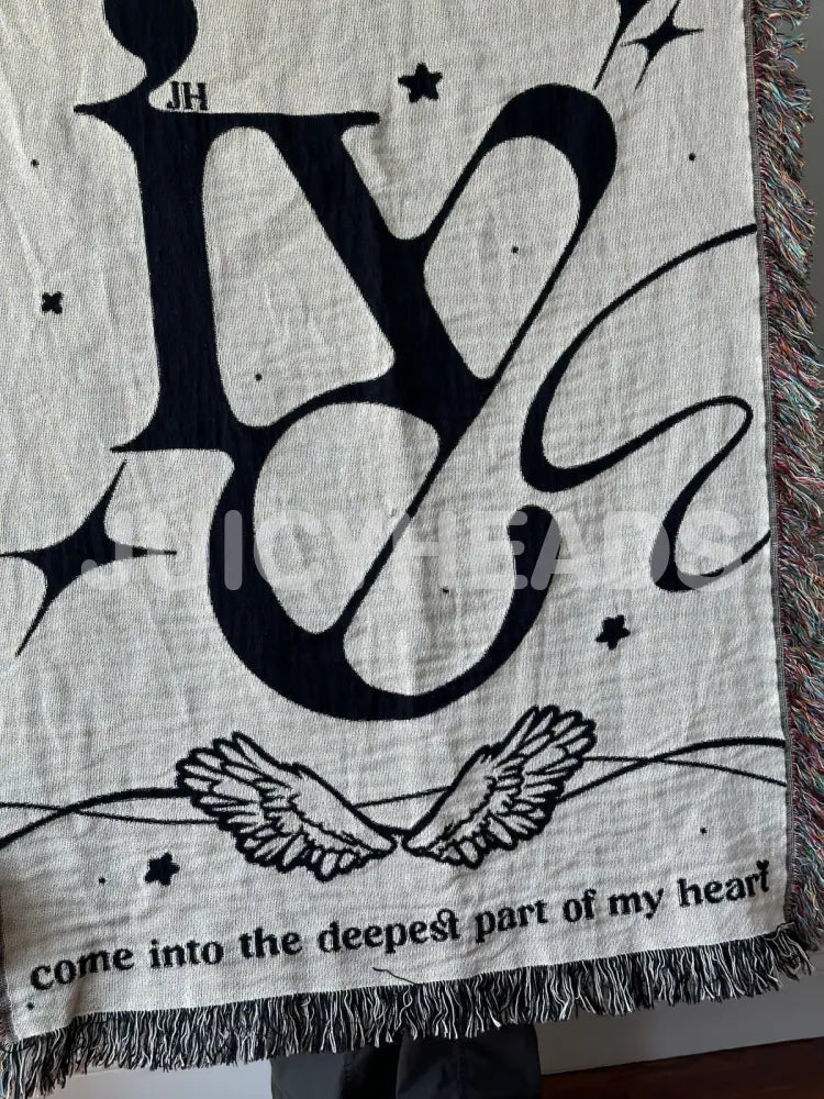Ive Woven Blanket *Pre-Order* Blankets